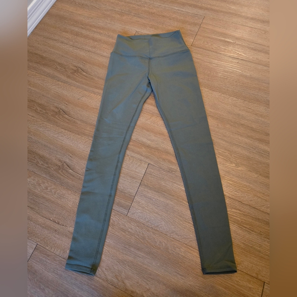 ALO Yoga Olive Green Leggings